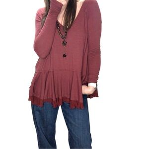 Free People Laguna Tunic Top Sm Waffle Knit Cranberry L/S Thumb Hole Ruffle Hem